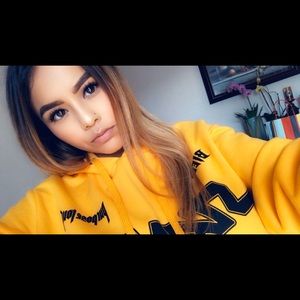 Meet your Posher, Perla